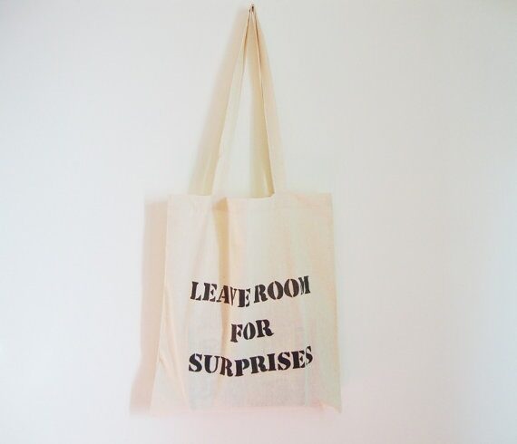 leave room for surprises 3 Ptice tote bag